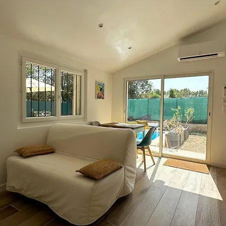 Apartament Proche De La *